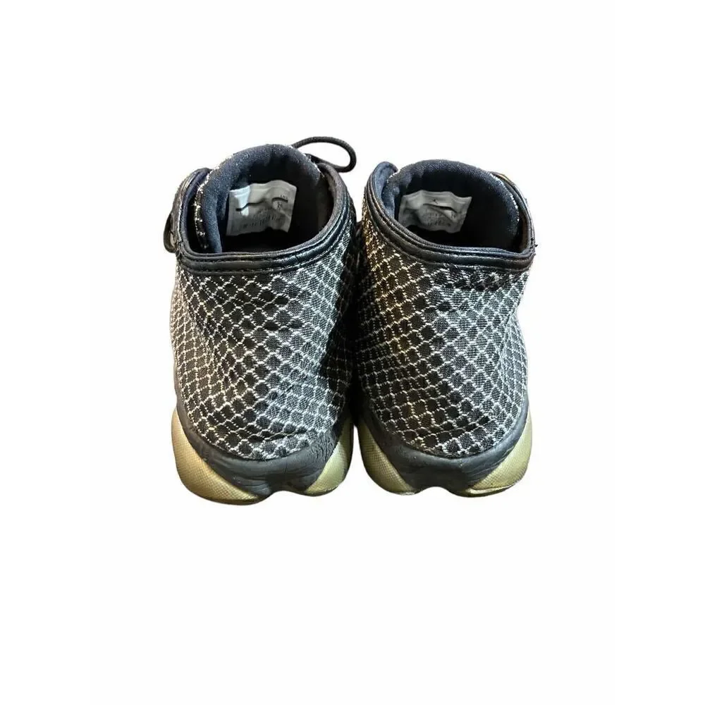 JORDAN HORIZON ‘Black/White’. (823581-010) / SZ: 8